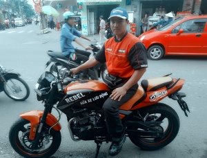 SỬA XE LƯU ĐỘNG: THÀNH PHÔ HÔ CHÍ MINH